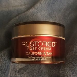 California Tan  Restored Red Light Post Cream